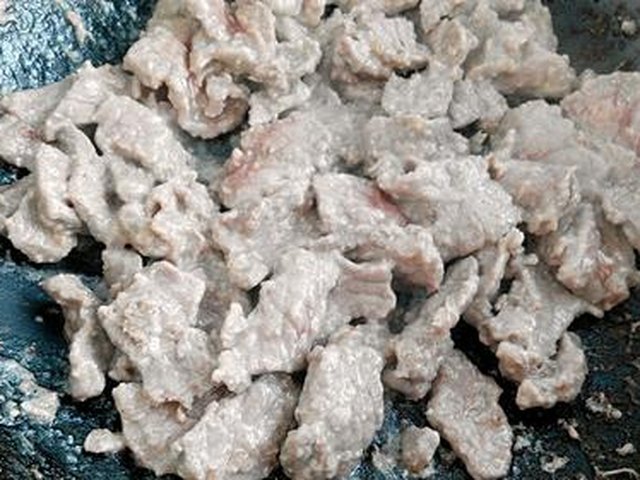 【蚝油牛肉】步骤4制作图解