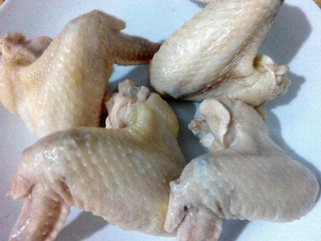 【酱油鸡翅】步骤3制作图解
