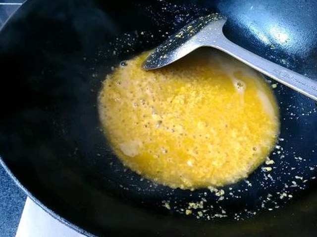 【蟹黄豆腐】步骤4