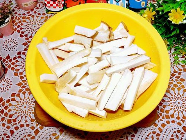 【XO酱炒杏鲍菇】步骤2