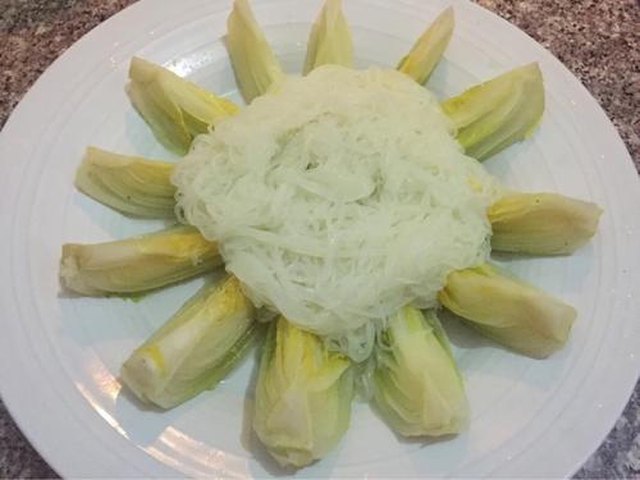 【蒜蓉粉丝娃娃菜】步骤3