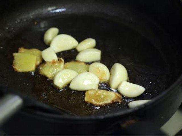 【三杯虾】步骤3制作图解