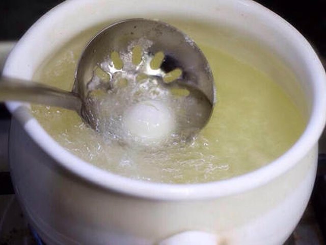 【糖醋虎皮鹌鹑蛋】步骤4