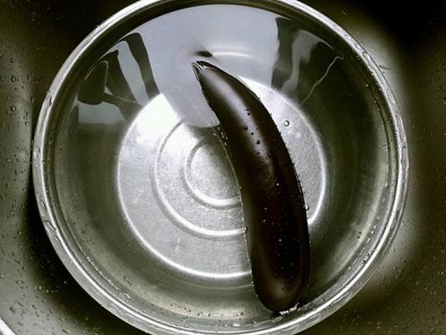 【茄汁肉沫酿广茄】步骤3制作图解