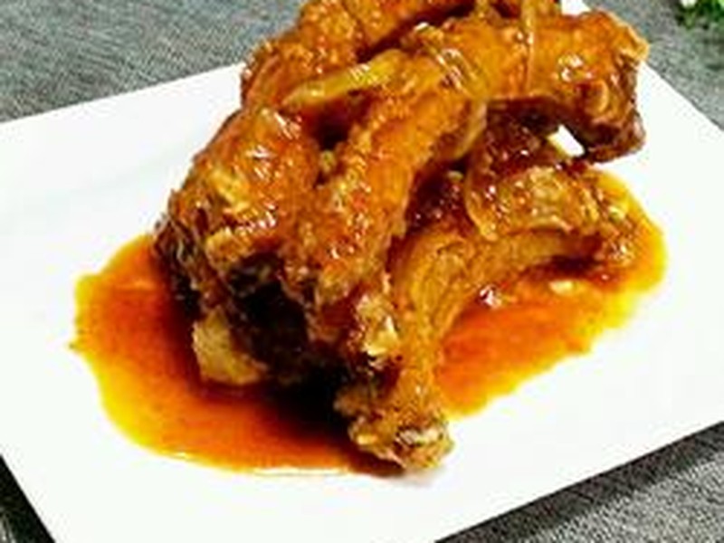 吮指排骨