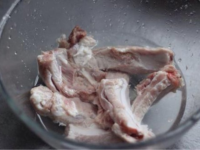 【蜜汁叉烧排骨】步骤1制作图解