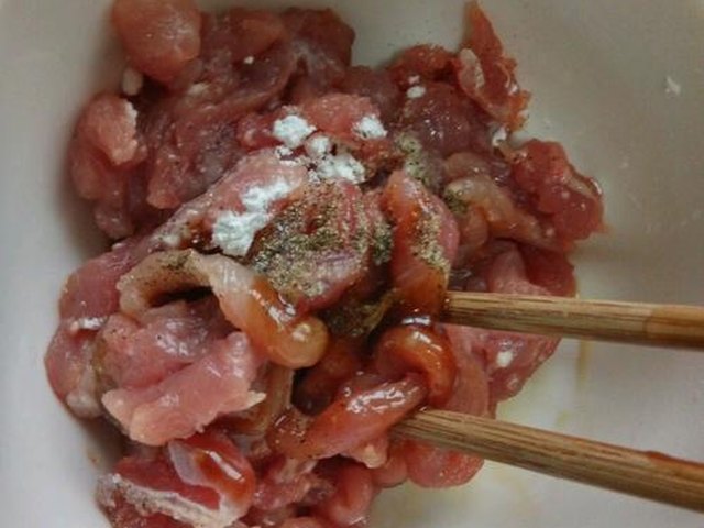 【川味鱼香肉丝】步骤2制作图解