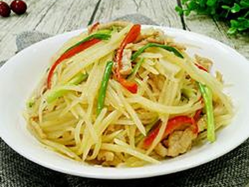 土豆丝炒肉