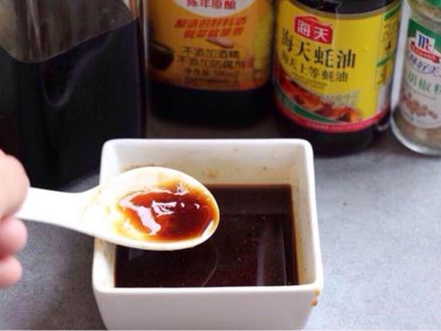 【豉汁蒸排骨】步骤3制作图解