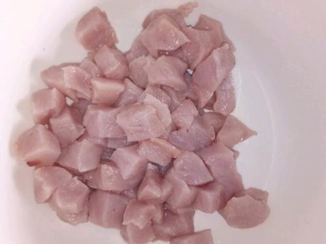 【咕咾肉】步骤2制作图解