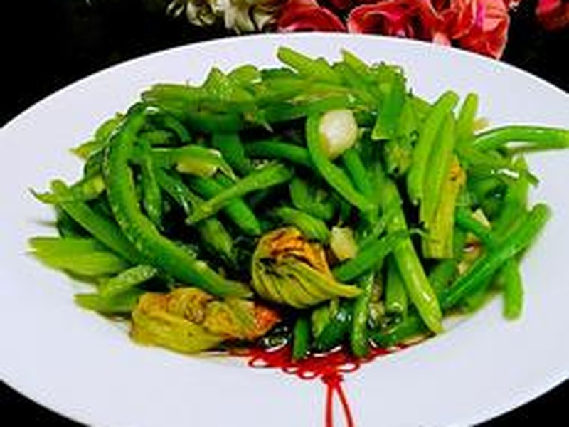 爆炒南瓜花