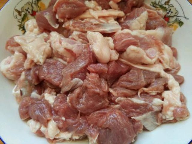【红烧羊肉胡萝卜】步骤2制作图解