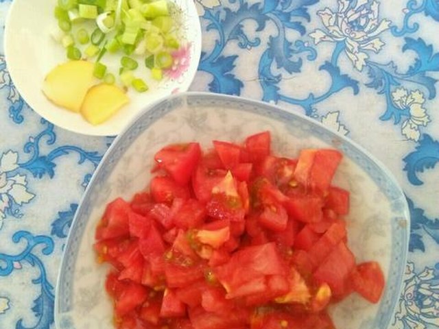 【西红柿酱炒大头菜】步骤3制作图解
