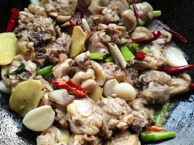 【鸡丁炒毛豆】步骤4