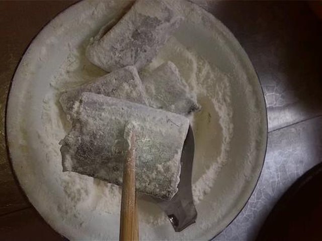 【豆瓣酱烧带鱼】步骤2