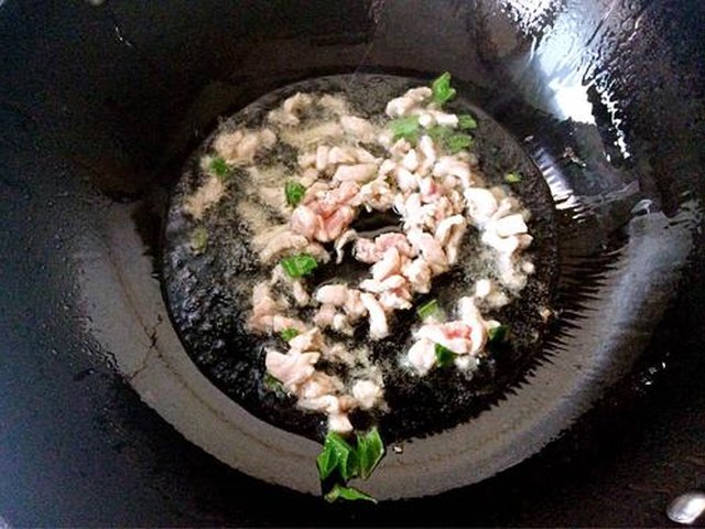 【虾仁炒豆腐】步骤4