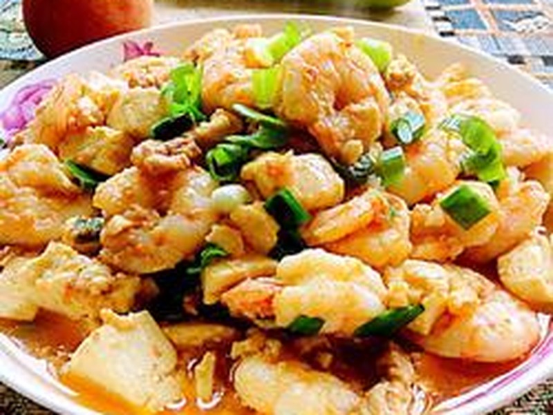 虾仁炒豆腐