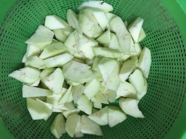 【蒜蓉豆角炒茄子】步骤3
