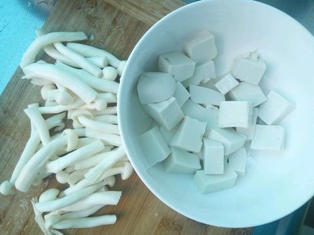 【番茄豆腐汤】步骤2