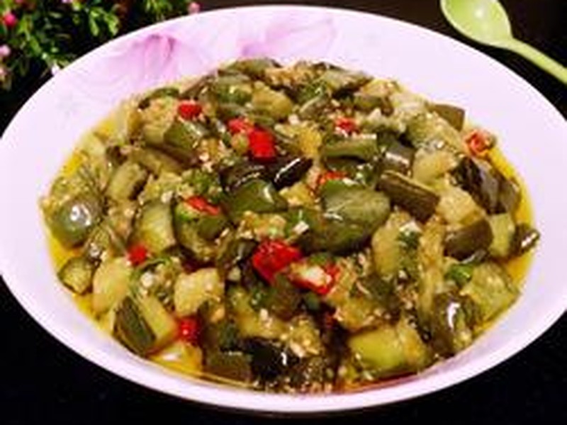 香辣蚝油茄丁煲