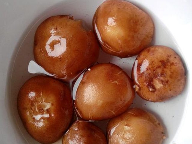 【香菇豆腐镶肉】步骤2制作图解