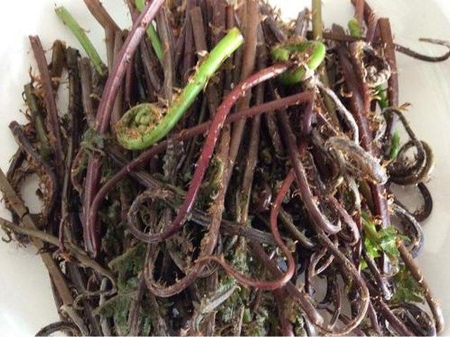 【干煸猴腿土豆条】步骤1制作图解