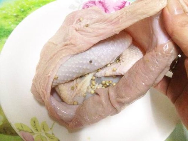 【猪肚鸡】步骤2