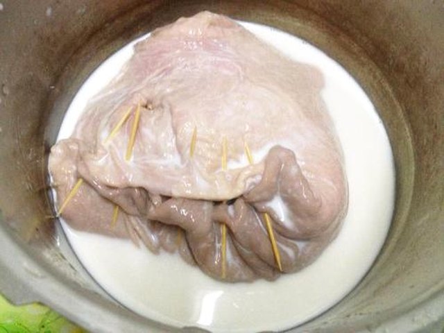 【猪肚鸡】步骤4