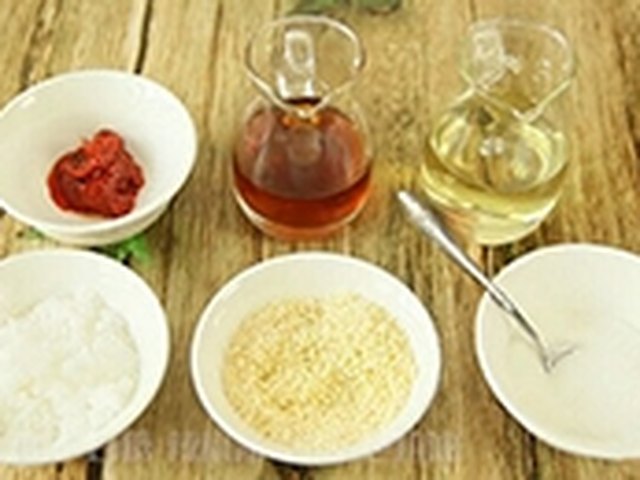 【辣爆鱿鱼】步骤2