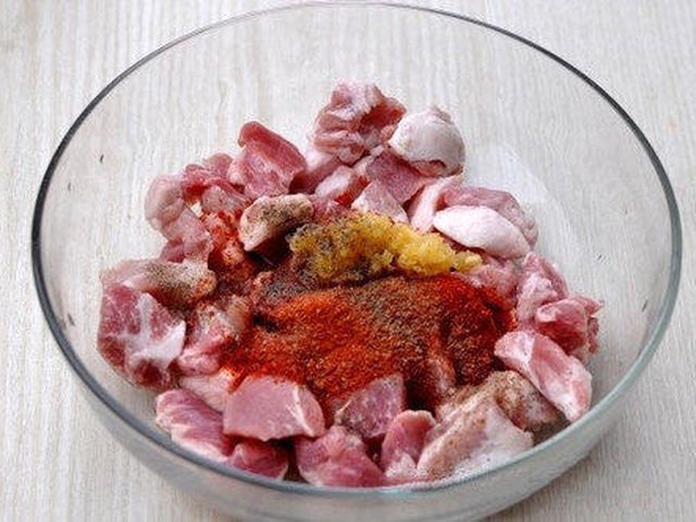【猪肉泡菜汤】步骤3
