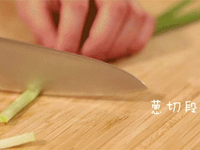 【秘制羊蝎子】步骤3