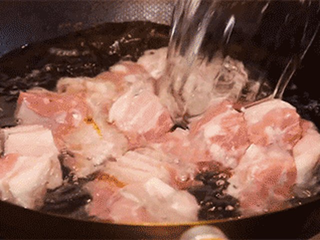 【土豆烧肉】步骤3制作图解