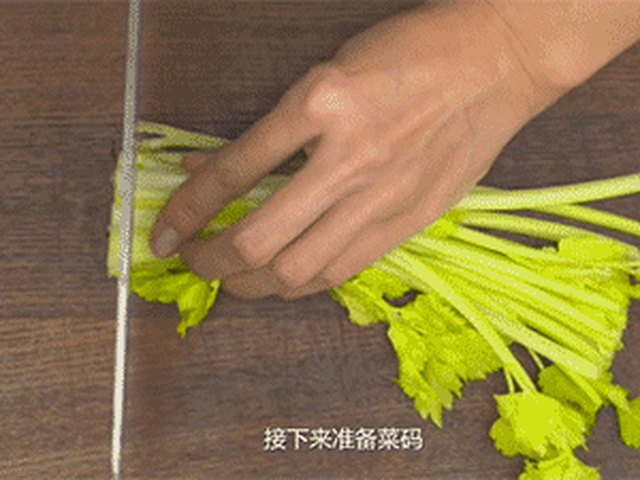 【老北京炸酱面】步骤3