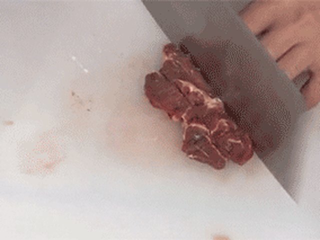 【萝卜炖牛肉】步骤2