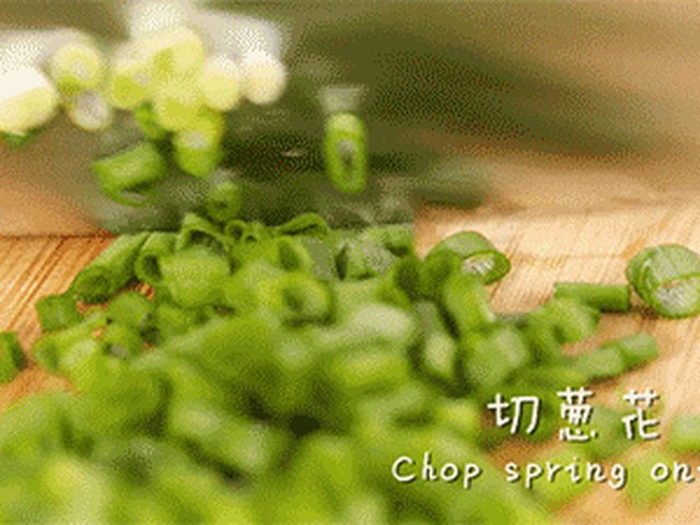 【小葱拌豆腐】步骤2