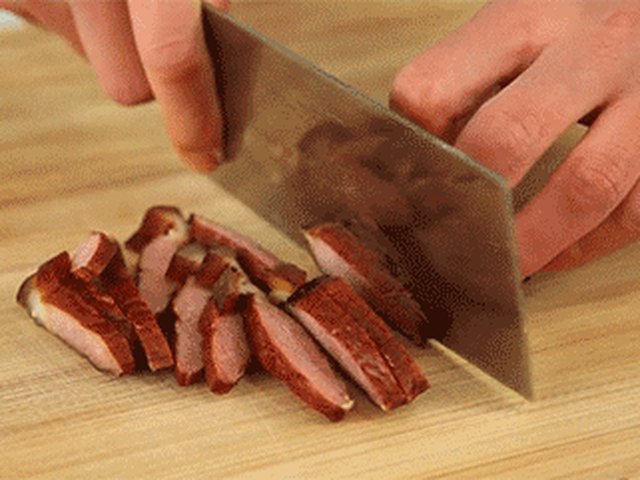【腊肉烧茄子】步骤1
