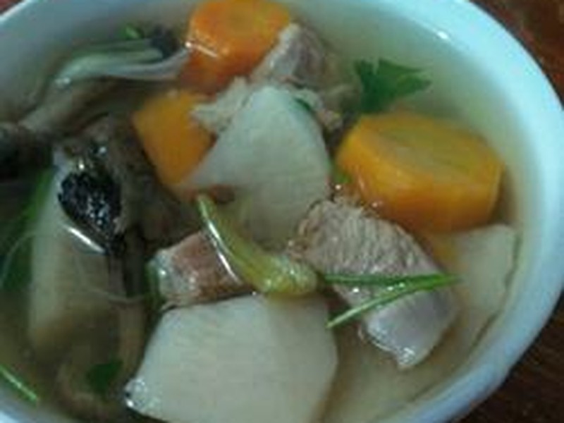 羊肉蘑菇萝卜汤