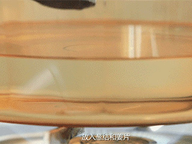 【沙姜爆炒八爪鱼】步骤1