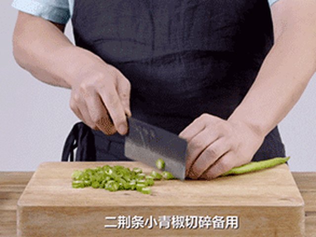 【鸡米芽菜】步骤1制作图解