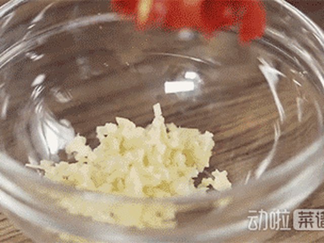 【蒜蓉阿根廷红虾】步骤3制作图解