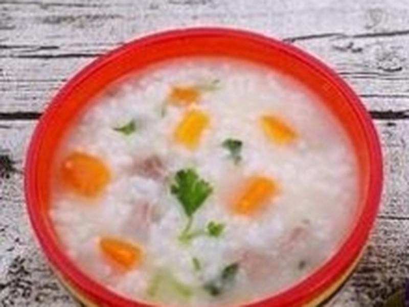 胡萝卜瘦肉粥