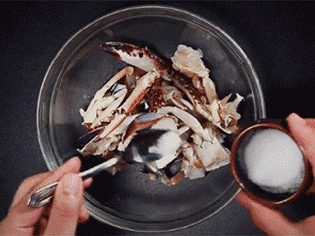 【梭子蟹炒年糕】步骤1
