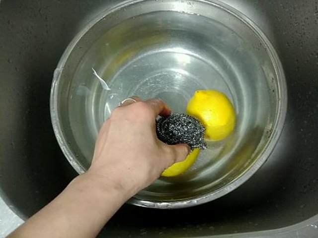【蜂蜜柠檬茶】步骤2