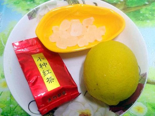 【柠檬红茶】步骤1