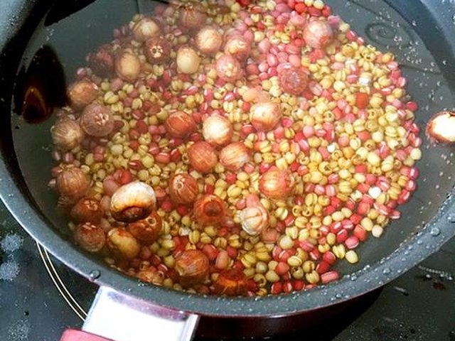 【薏米红豆莲子粥】步骤3