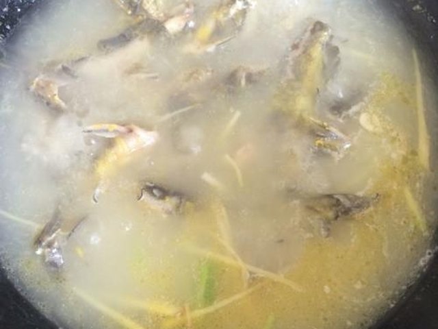 【昂刺鱼（黄刺鱼）豆腐汤】步骤4