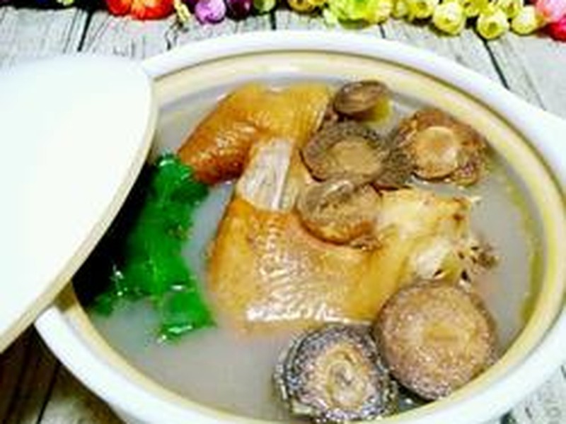 芭蕉花芯蕾老母鸡汤