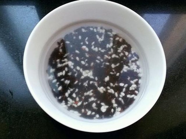 【紫米红豆健康粥】步骤2