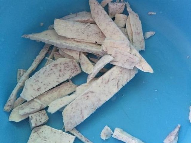 【香芋瘦肉粥】步骤2制作图解