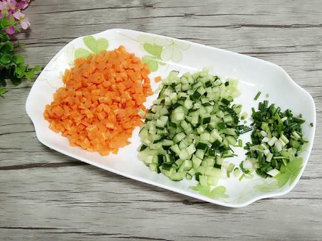 【双蔬炒饭】步骤1制作图解